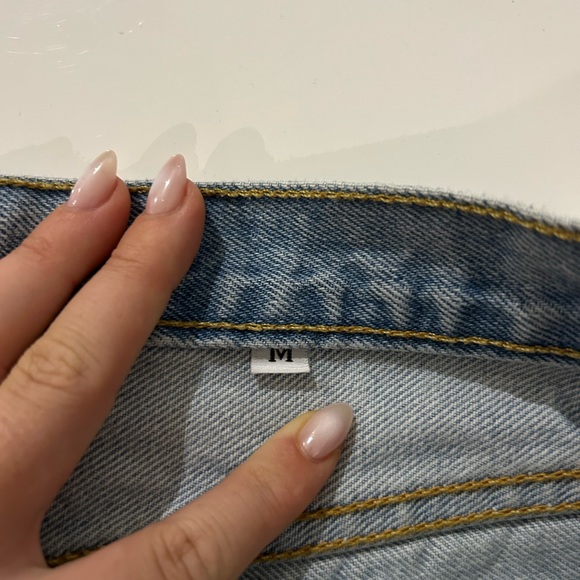 Brandy Melville shorts - Picture 2 of 2